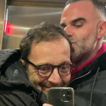 Αύγουστος Κορτώ: Παντρεύεται με τον σύντροφό του - Η αγγελία γάμου