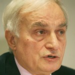 Μανώλης Μαυρομμάτης