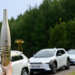 Τα πρώτα ηλεκτρικά Toyota bZ4X συνοδεύουν την Ολυμπιακή Φλόγα