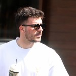 Φώτης Ιωαννίδης: Βόλτα Με Τη Μαμά Και Την Αδερφή Του