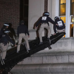 ΗΠΑ: Έφοδος Της Αστυνομίας Στο Πανεπιστήμιο Κολούμπια