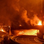 Ισθμός: Κατεδαφίζεται Η Γέφυρα Μετά Τη Φωτιά Σε Βυτιοφόρο