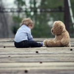 Γιαγιά Ετοιμαζόταν Να Πουλήσει Το 3,5 ετών Εγγονάκι Της