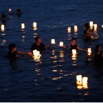 Φωτιά Μάτι: 104 Φαναράκια Στη Μνήμη Των Θυμάτων
