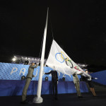 Ολυμπιακοί Αγώνες: Κρέμασαν Ανάποδα Την Ολυμπιακή Σημαία