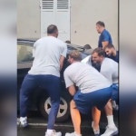 Παρίσι: Η Ομάδα Πόλο Σήκωσε Αυτοκίνητο Με Τα Χέρια