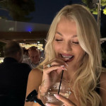 Σπυροπούλου: Ποζάρει με λεοπάρ ολόσωμο μαγιό