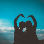 Έχεις Μια Υγιή & Δυνατή Σχέση Αν Λες Αυτές Τις 7 Φράσεις