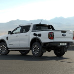 Το Ford Ranger μπήκε στην πρίζα και έγινε υβριδικό