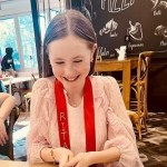 Αυτοκτονία 12χρονης: Τα Μηνύματα Πριν Βάλε Τέλος Στη Ζωή Της