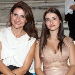 Μαρινέλλα: Η κόρη και η εγγονή της πριν τη δουν να καταρρέει επί σκηνής