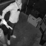 Πρίγκιπας Χάρι: Βρίζει Και Ουρλιάζει Σε Λαβύρινθο Τρόμου!