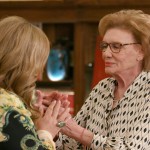 Η Μάρω Κοντού Στο Cash or Trash