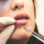 Στα Δικαστήρια Για Ενδοοικογενειακή Βία Για Ένα Μπότοξ