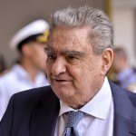 Πέθανε Ο Βαρδής Βαρδινογιάννης