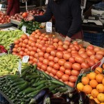 «Ανοίγουν» οι λαϊκές αγορές για τους αγρότες