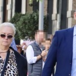 Παναγιώτης Γιαννάκης: Βόλτα χεράκι-χεράκι με τη σύζυγό του