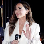 Δέσποινα Βανδή: Με αστραφτερές μπότες - κολάν με παγιέτες