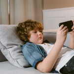 Social Media: Σκέψεις Για Απαγόρευση Σε Παιδιά Κάτω Των 15