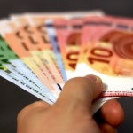 Πληρωμές σε εργαζόμενους, συνταξιούχους και ευάλωτες κοινωνικές ομάδες