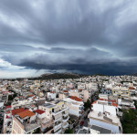 Καιρός: Βελτιωμένος Με Λίγες Τοπικές Βροχές
