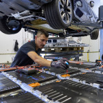 BMW Group: Δεν πετάει τις μπαταρίες υψηλής τάσης