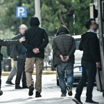 Κύκλωμα Προστασίας: Μπλεγμένος Γιος Αστρολόγου