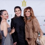 Μιμή Ντενίση: Η Βράβευση Στο Παρίσι