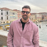 Δημήτρης Αλεξάνδρου: Γιορτάζει με τον... Βαλεντίνο του!