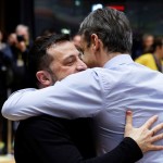 Αγκαλιά Μητσοτάκη Ζελένσκι