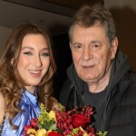 Άγγελος Διονυσίου: Η κόρη του στην πρεμιέρα για τη ζωή του παππού της