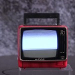 Cash or Trash: Ο Βασίλης Έφερε Μία Φορητή Τηλεόραση