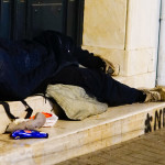 Ομόνοια: Νεκρός Άστεγος Έξω Από Εστιατόριο - Τι Ερευνάται