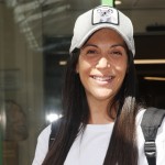 Ανθή Βούλγαρη: Μας εύχεται «καλό μήνα» αγκαλιά με τον 20 ημερών γιο της