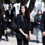 Aλέξης Κούγιας: Η Εύη Βατίδου και τα παιδιά τους στο 40ήμερο μνημόσυνο