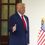 Τραμπ: «Εκτόξευσε» Στο 104% Τους Δασμούς Στην Κίνα