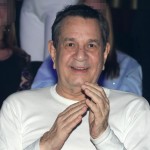 Σταμάτης Σπανουδάκης: Σπάνια βραδινή έξοδος - Με τη σύζυγό του στον Ρέμο
