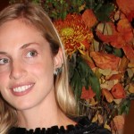 Έμιλυ Βαφειά: Mε ρομαντικό ροζ φόρεμα σε Spring Charity Party