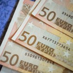 Ποιοι δικαιούχοι προνοιακών επιδομάτων ΟΠΕΚΑ θα λάβουν 250€ τον Νοέμβριο