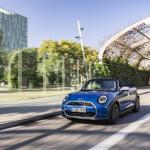 MINI Cooper Cabrio S: Σε πόσα δευτερόλεπτα ανοίγει η οροφή του