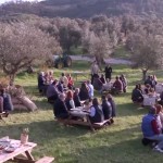 Καλεσμένοι Και Κριτές Δοκιμάζουν Τα Πιάτα Των Μπριγάδων