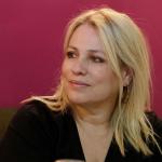 Μαριάννα Τουμασάτου: Η φωτογραφία με τη μητέρα της & τον Αλέξανδρο Σταύρου