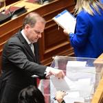 Βουλή: Πέρασε Η Πρόταση ΝΔ Για Παραπομπή Καραμανλή