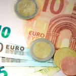 Επίδομα Γραφείου 400 Ευρώ – Ποιοι Δικαιούχοι Το Λαμβάνουν