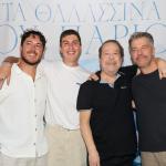 Γιάννης Πάριος: Τα σπάνια «κλικ» αγκαλιά με τους τρεις γιους του