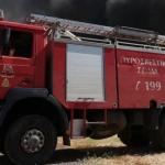 Άγιο Όρος: Φωτιά από πτώση φορτηγού σε χαράδρα – Ένας Νεκρός