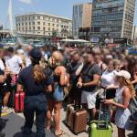 Δεκαπενταύγουστος: Χιλιάδες Ταξιδιώτες Αναχωρούν Για Νησιά