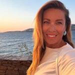 Χρουσαλά: Εντυπωσιάζει Με Τις Υποβρύχιες Βουτιές Της