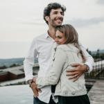 Σελήνη στον Τοξότη: Πώς Επηρεάζει Τις Σχέσεις Των Ζωδίων