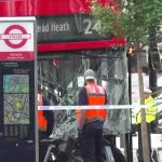 Λονδίνο: Λεωφορείο Έπεσε Πάνω Σε Πεζούς